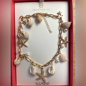 House of Harlow 1960 Jewelry Shell Necklace